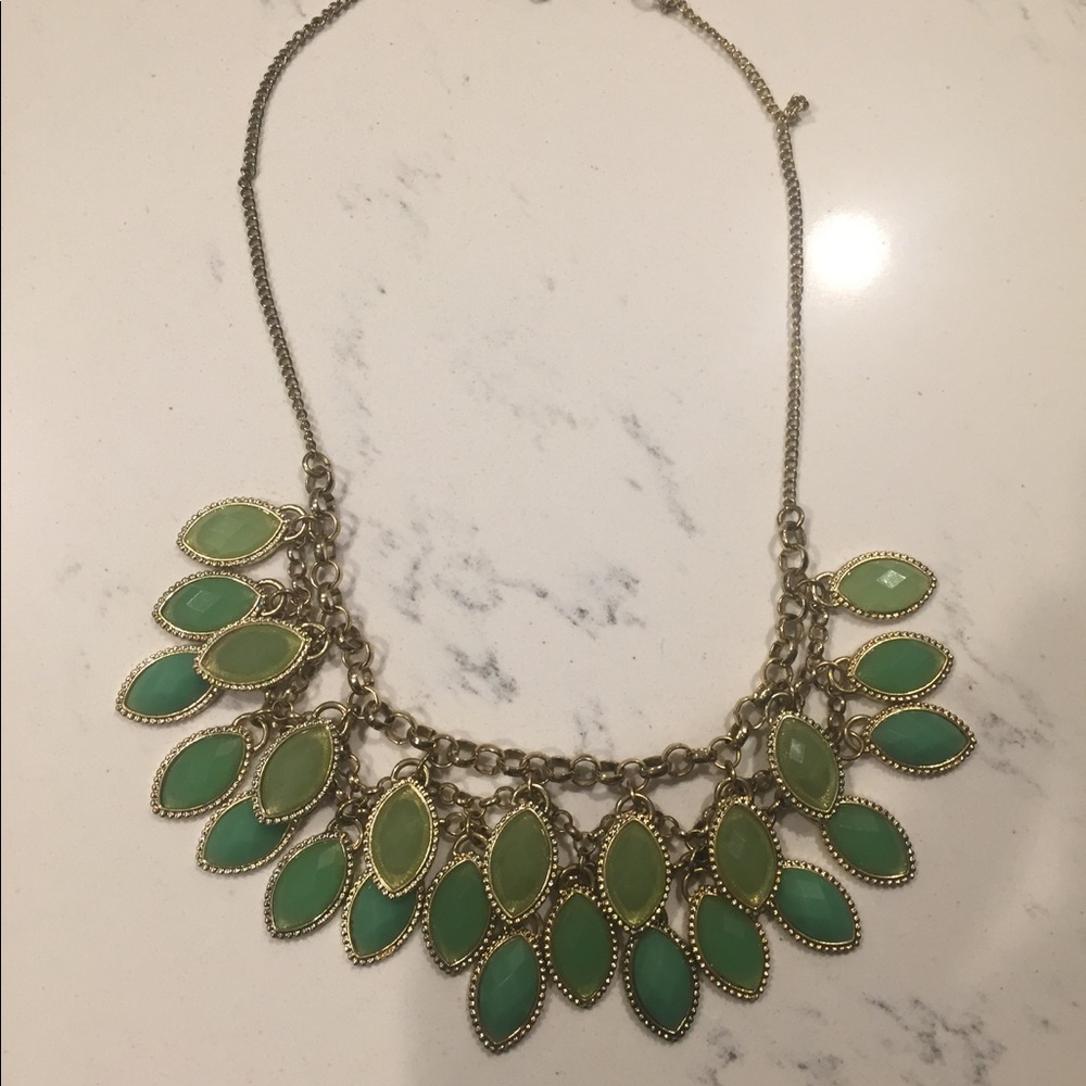 Statement necklace
